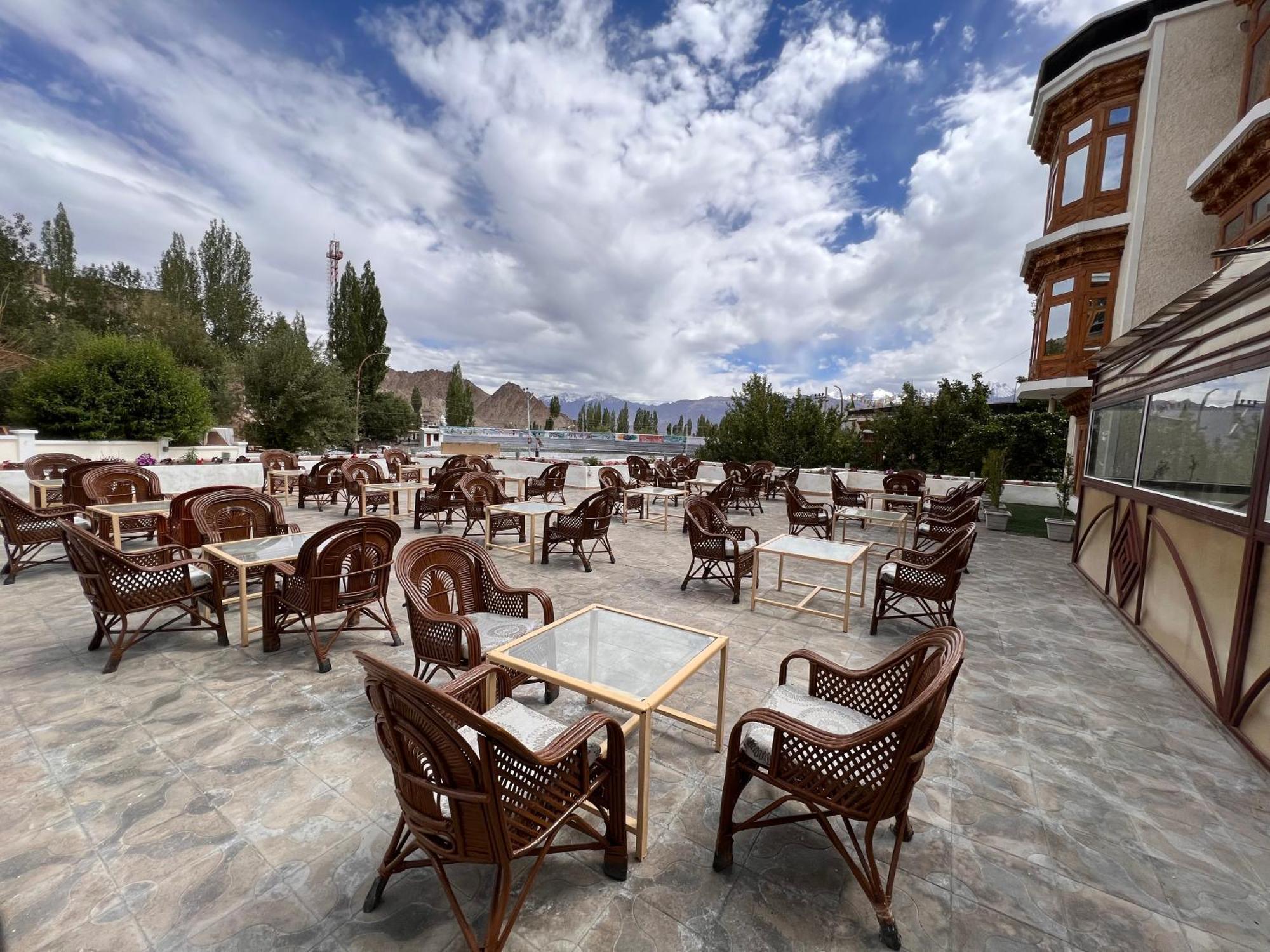 Hotel New Glacier View Λεχ Εξωτερικό φωτογραφία